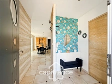 Maison contemporaine de plain-pied de 160 m² – 4 chambres – Véranda de 27 m² avec spa – Double garage – Carport – Noyal-Pontivy