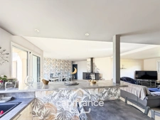 À vendre MAISON D’ARCHITECTE CONTEMPORAINE 7 pièces PONTIVY (56) 