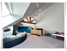 À vendre au Sourn, à proximité immédiate de Pontivy : découvrez cette spacieuse maison familiale de plus de 200 m² habitables