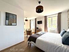 For Sale – Character Property with Bed and Breakfast Activity – Guern (56310)