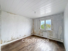 Maison à vendre 🏡 PONTIVY – MAISON À LA CAMPAGNE AVEC GARAGE ET TERRAIN DE 429 M²