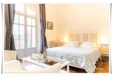 Dpt Morbihan (56), à vendre ROHAN propriete P17 de 338 m² - Terrain de 31 655 m² 