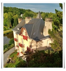 Dpt Morbihan (56), à vendre ROHAN propriete P17 de 338 m² - Terrain de 31 655 m² 