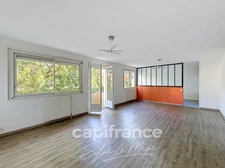 À vendre appartement T3 71 m² à vendre à Pontivy – 2 chambres, balcon, cave et parking