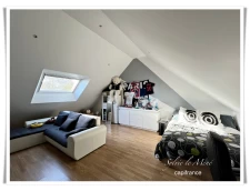 À vendre au Sourn, à proximité immédiate de Pontivy : découvrez cette spacieuse maison familiale de plus de 200 m² habitables