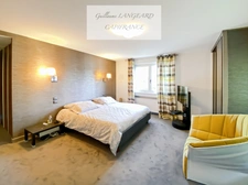 Exceptional house in the city center, 364 m2 and 1414 m2 of land - OYONNAX (01)