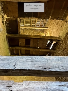 Bolozon (01) Authentic stone house 133 m² – 5 bedrooms – 3200 m² plot – Outbuildings and vaulted cellars