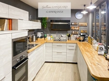 Apartment for sale, 4 rooms, OYONNAX (01) - 168 m2 with indoor pool