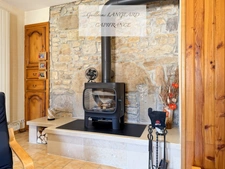 Martignat (01100) - Stone village house of 92 m2, with outbuildings and strong potential for expansion