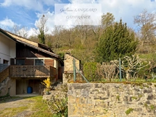 Bolozon (01) Authentic stone house 133 m² – 5 bedrooms – 3200 m² plot – Outbuildings and vaulted cellars