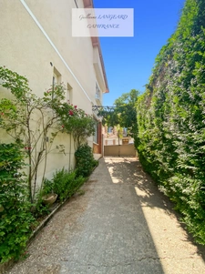 À vendre Oyonnax Centre (01100) – Demeure bourgeoise de caractère - 124 m2 - 250 m2 de terrain