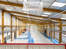 Bâtiment industriel 2 239 m² – Parcelle 9 687 m² – IZERNORE (01)