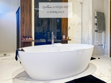 Exceptional house in the city center, 364 m2 and 1414 m2 of land - OYONNAX (01)