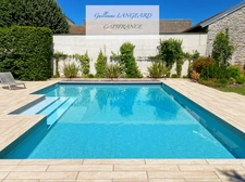 Exceptional house in the city center, 364 m2 and 1414 m2 of land - OYONNAX (01)