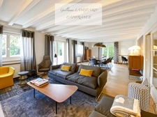 Exceptional house in the city center, 364 m2 and 1414 m2 of land - OYONNAX (01)