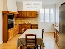 OYONNAX (01) - For sale: 5-room house of 155 m² + professional workshop of 423 m² - 1220 m² of land