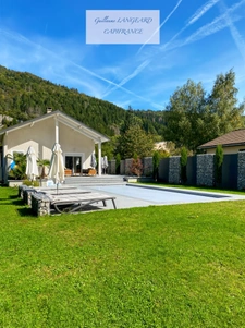 FOR SALE, OYONNAX (01), HOUSE WITH POOL OF 227M2 ON 2875 M2 OF LAND