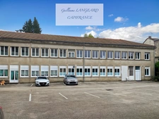 For sale in Oyonnax - Mixed-use building with commercial premises and residential apartments