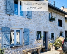 Oyonnax (01100) - Belle maison de village en pierres avec vue panoramique - 2 chambres