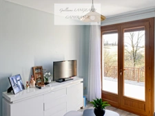 BÉARD-GÉOVREISSIAT - 150M2 HOUSE - 6 BEDROOMS - 2200 M2 OF LAND