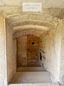 Bolozon (01) Authentic stone house 133 m² – 5 bedrooms – 3200 m² plot – Outbuildings and vaulted cellars