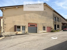 Martignat (01100) - Stone village house of 92 m2, with outbuildings and strong potential for expansion