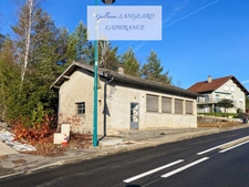 FOR SALE MARTIGNAT (01) - 76M2 WORKSHOP WITH OFFICE - 708 M2 OF LAND
