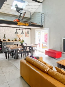 FOR SALE, OYONNAX (01), HOUSE WITH POOL OF 227M2 ON 2875 M2 OF LAND