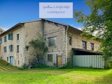 OYONNAX (01100) - PROPRIÉTÉ COMPRENANT PLUSIEURS BÂTIMENTS - 6720 m2 DE TERRAIN