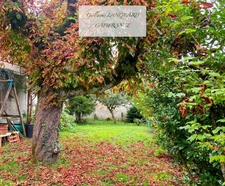 For sale in Oyonnax - Mixed-use building with commercial premises and residential apartments
