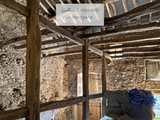 Bolozon (01) Authentic stone house 133 m² – 5 bedrooms – 3200 m² plot – Outbuildings and vaulted cellars