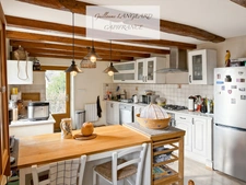 Bolozon (01) Authentic stone house 133 m² – 5 bedrooms – 3200 m² plot – Outbuildings and vaulted cellars