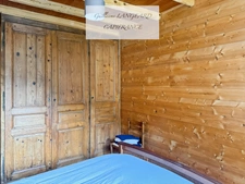 Bolozon (01) Authentic stone house 133 m² – 5 bedrooms – 3200 m² plot – Outbuildings and vaulted cellars