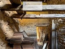 Bolozon (01) Authentic stone house 133 m² – 5 bedrooms – 3200 m² plot – Outbuildings and vaulted cellars