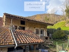Bolozon (01) Authentic stone house 133 m² – 5 bedrooms – 3200 m² plot – Outbuildings and vaulted cellars