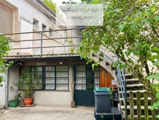 For sale in Oyonnax - Mixed-use building with commercial premises and residential apartments