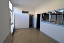 Dpt Saône et Loire (71), for sale ROMENAY building - 4 apartments and 1 commercial premises