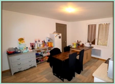 Dpt Saône et Loire (71), for sale ROMENAY building - 4 apartments and 1 commercial premises