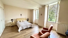 Dpt Charente (16), à vendre BARBEZIEUX SAINT HILAIRE maison de caractère 