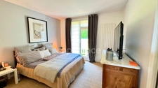 Maison familiale non mitoyenne avec jardin clos, au cœur du domaine Le Parc – Noisy-le-Roi