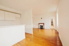 VERSAILLES CHANTIERS – Appartement lumineux 60 m² (70 m² utiles) proche gare, cave et local vélo
