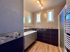 Maison à vendre 5 pièces  4 Chambres FEUCHEROLLES (78)