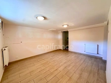 Maison à vendre 5 pièces  4 Chambres FEUCHEROLLES (78)