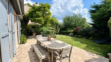 Maison familiale non mitoyenne avec jardin clos, au cœur du domaine Le Parc – Noisy-le-Roi