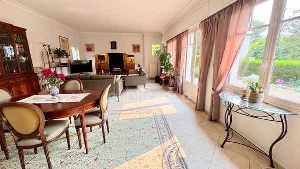 Maison à vendre 8 pièces LA CELLE SAINT CLOUD (78)