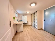 Maison à vendre 5 pièces  4 Chambres FEUCHEROLLES (78)