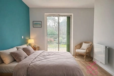 Architect-designed house, 4 bedrooms and garden, rated A