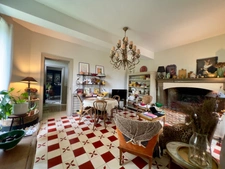 Exceptional Mansion – Between authenticity and elegance