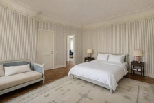 Biarritz – Elegance and prestige in a historic residence with park, swimming pool and tennis 