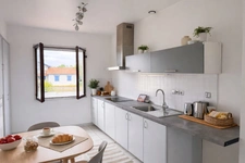 🌿 Family home with two separate living spaces – 240 m² – Land 1126 m² – Exclusive listing
